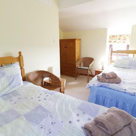 Snowdon View Villa Holyhead Exteriör bild