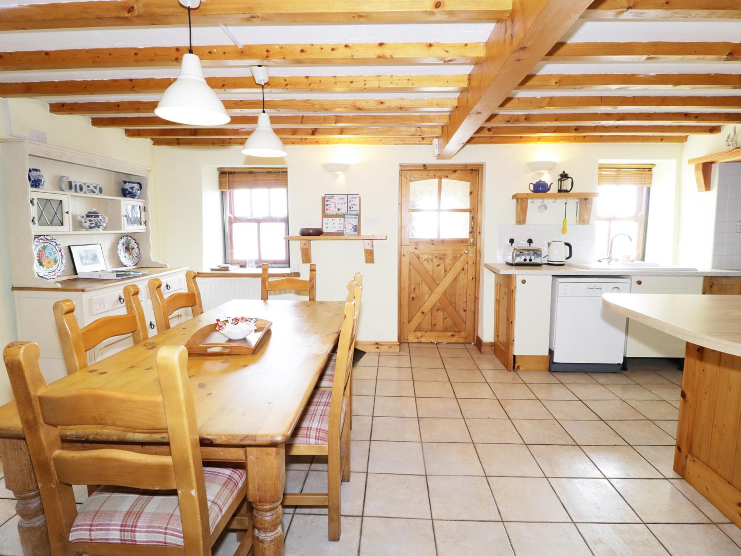 Snowdon View Villa Holyhead Exteriör bild