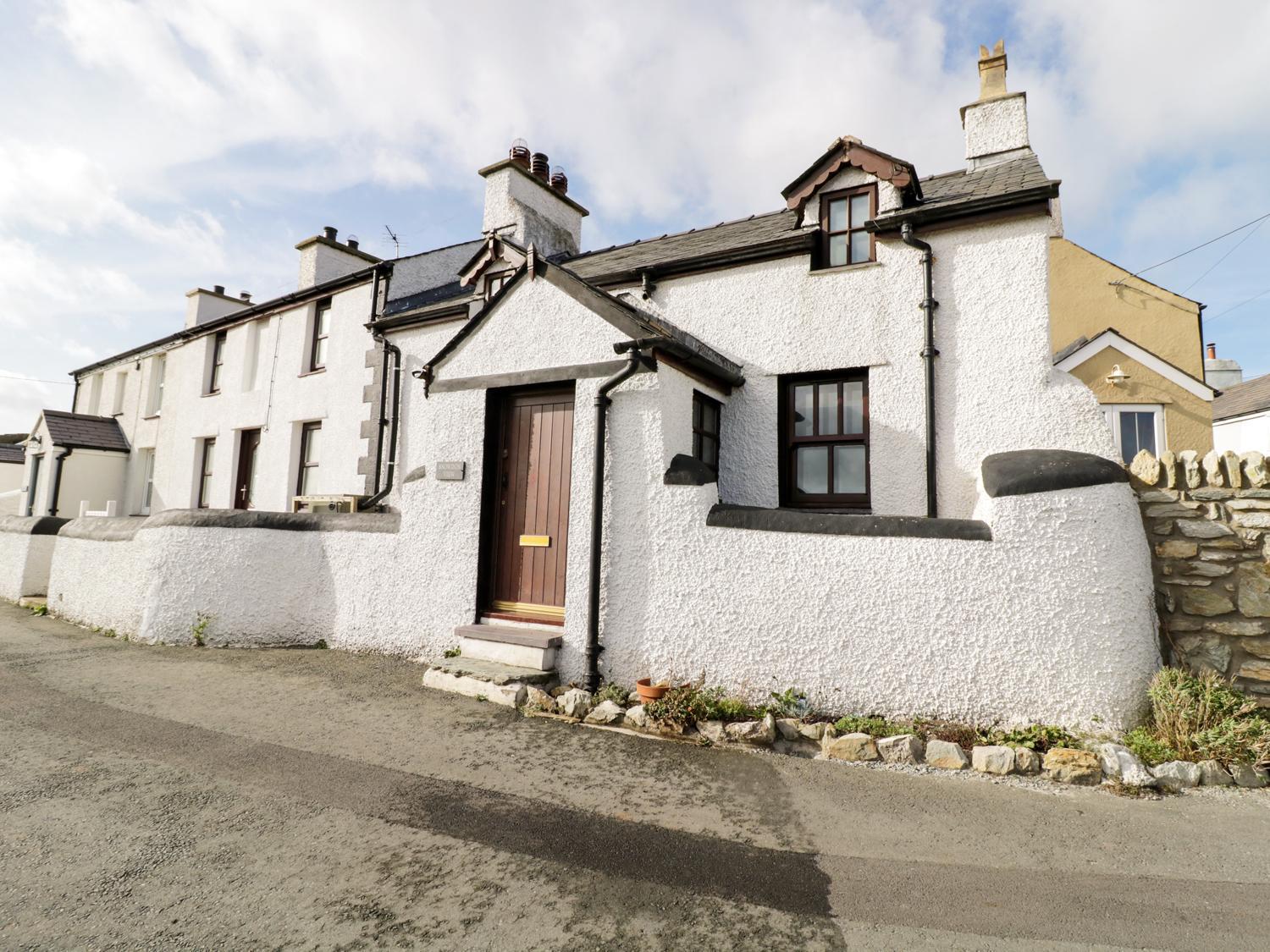 Snowdon View Villa Holyhead Exteriör bild